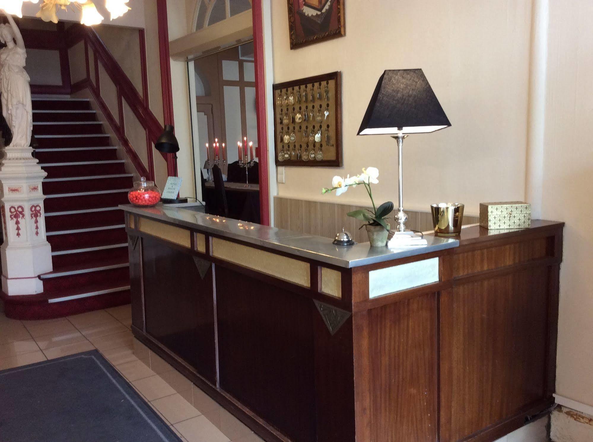 Hotel De La Paix Limoges Bagian luar foto